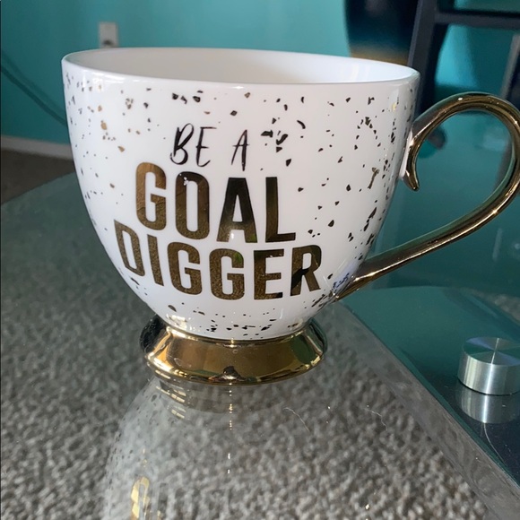 Nanette Lepore Other - Gold and White Motivational Mug